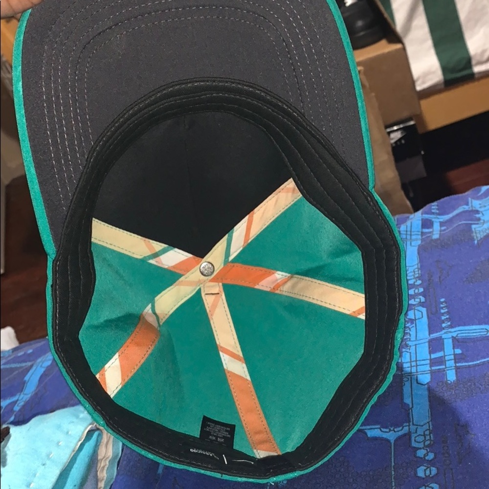 Nike Hat NWT - Picture 2 of 4